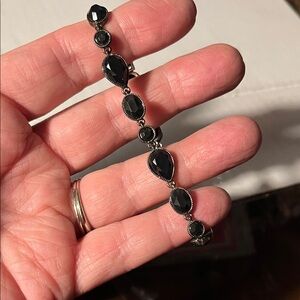 Black Faceted Stone Link Bracelet - Women's Jewelry 1379